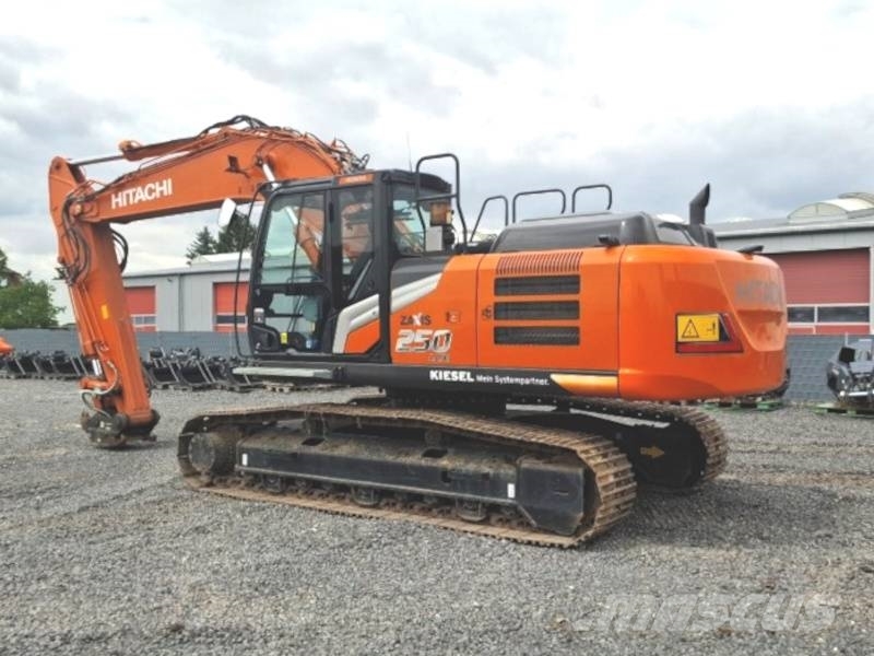 Hitachi ZX 250 LCN-7 Telakaivukoneet