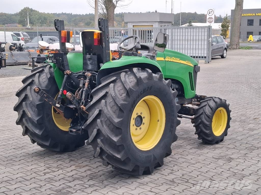 John Deere 4520 Kompakt traktorok