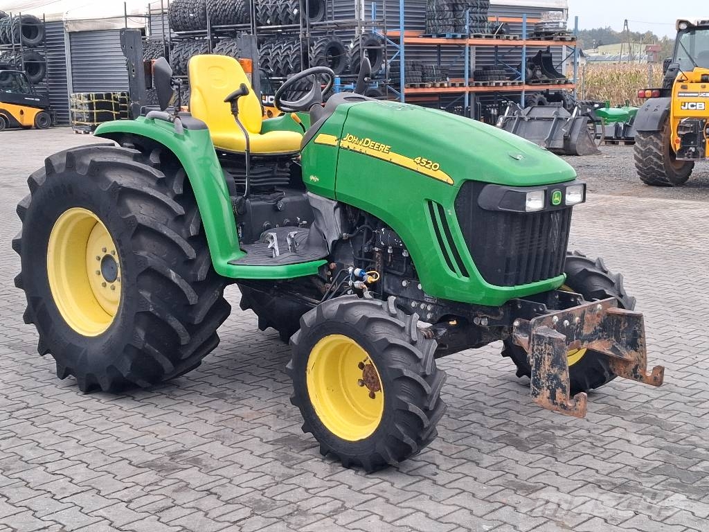 John Deere 4520 Kompakt traktorok