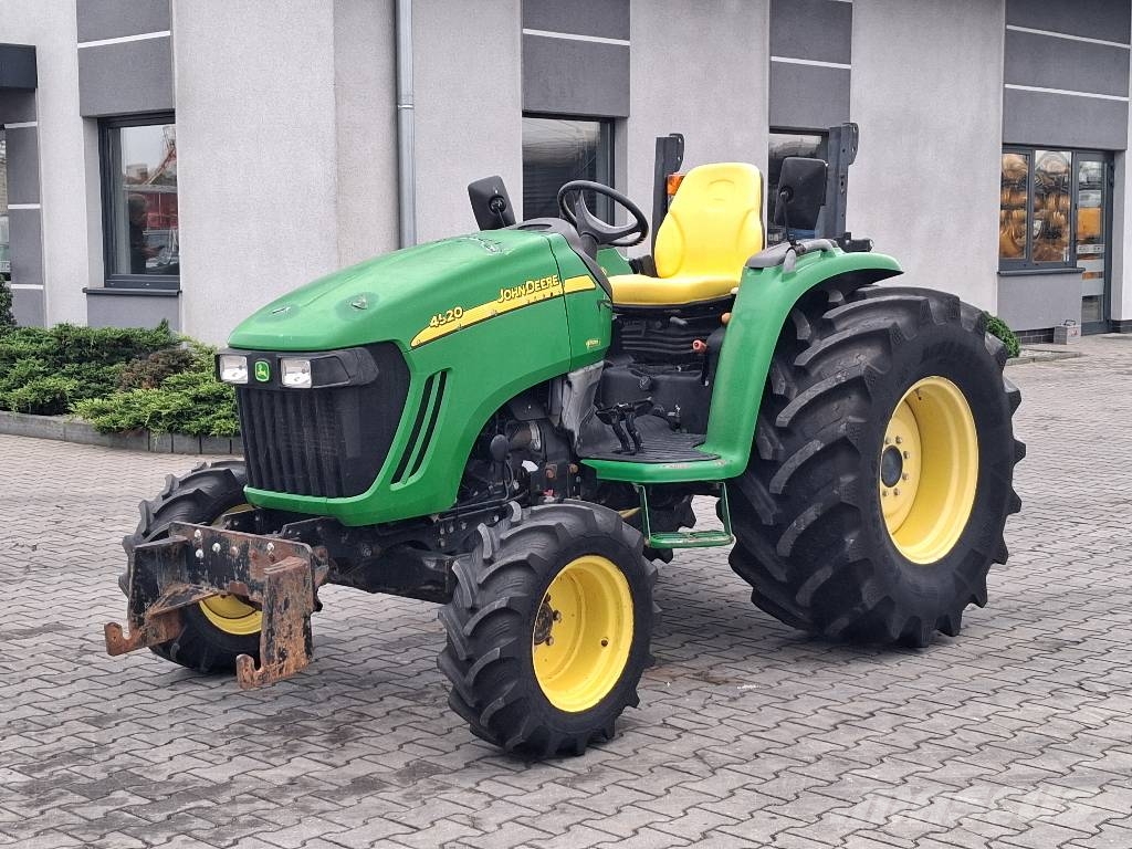 John Deere 4520 Kompakt traktorok