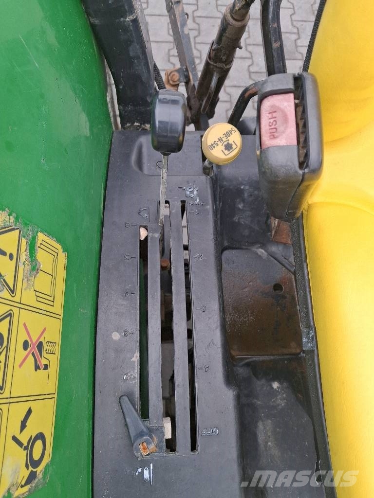 John Deere 4520 Kompakt traktorok