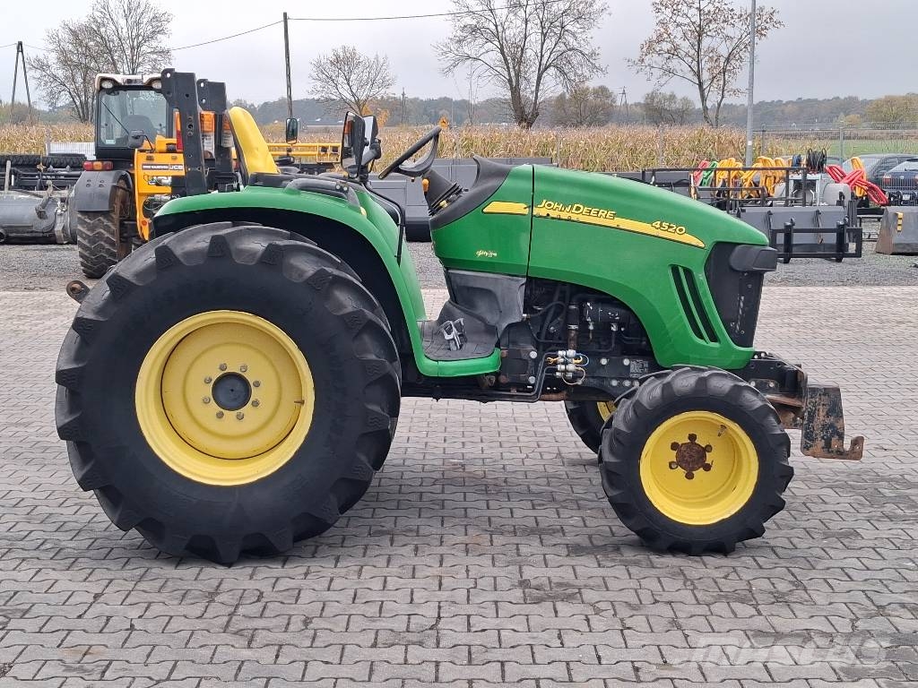 John Deere 4520 Kompakt traktorok