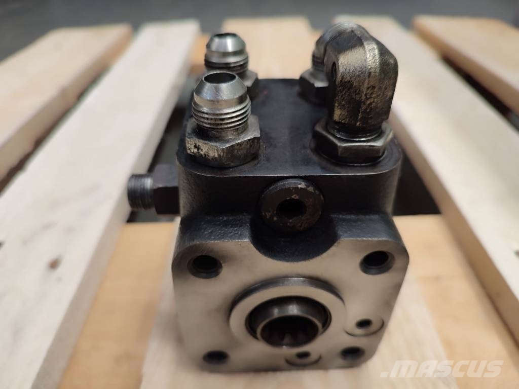  Orbitrol OSPC 125 LS 150-8297 V32591400 VALMET/VAL 液压
