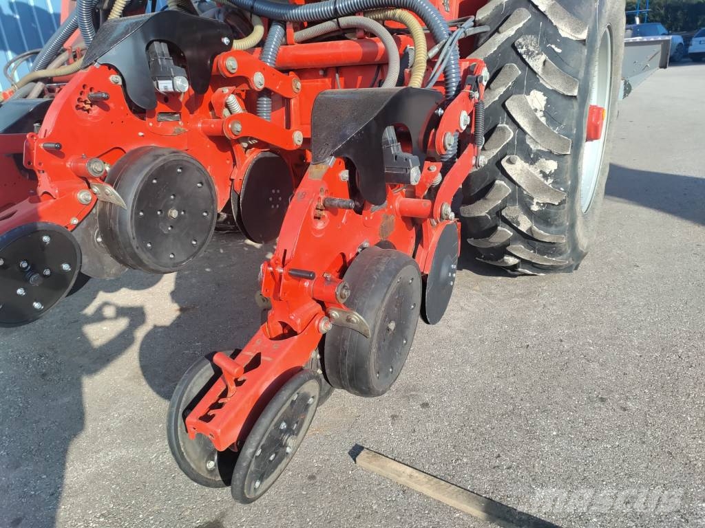 Horsch Maestro 12.75 SW ماكينات البذر الدقيق