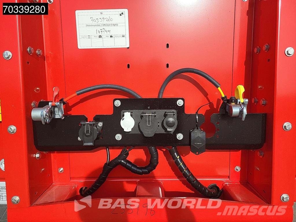 Kässbohrer LB3E 3 axles Extendable Lift + Steering Axle Žemo iškrovimo puspriekabės