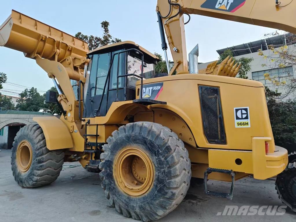 CAT 966 H Kolesové nakladače