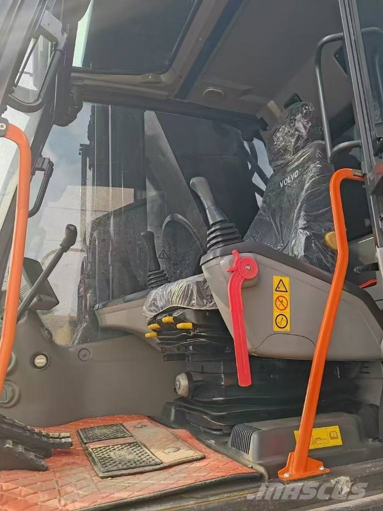 Volvo 480D Paletli ekskavatörler