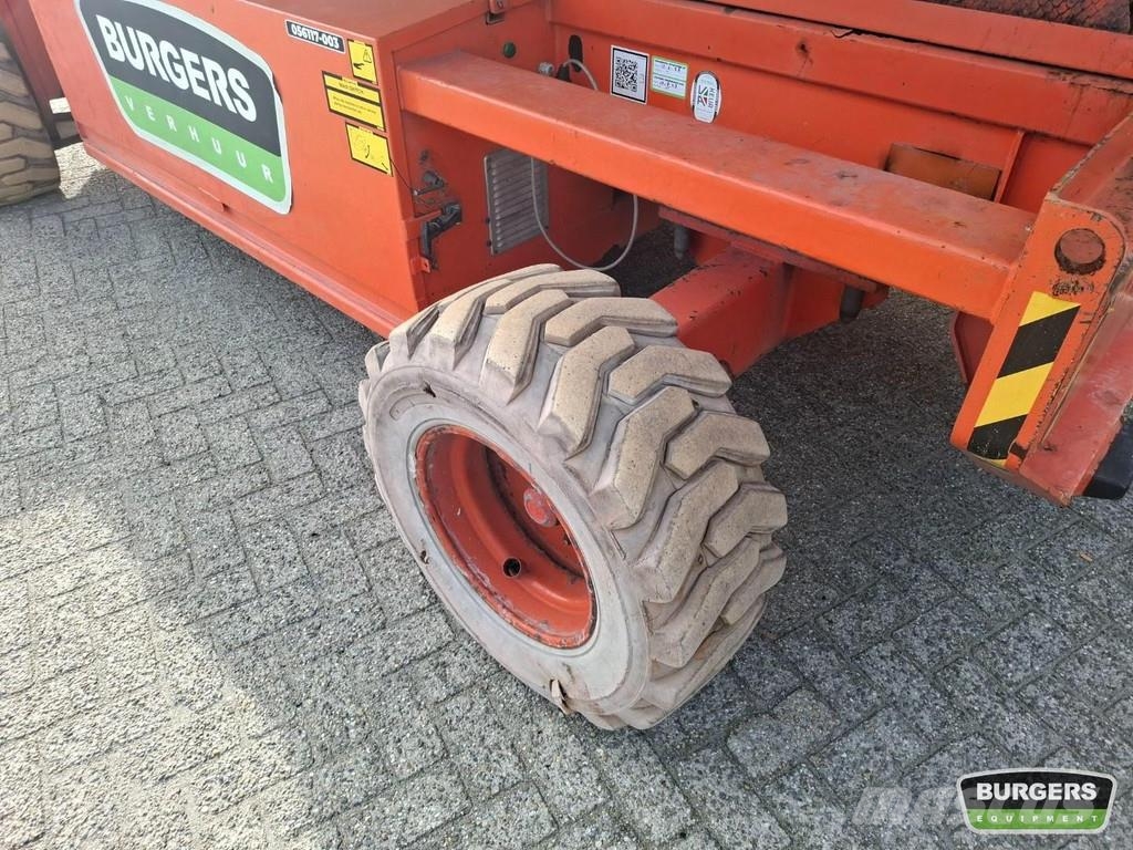Holland Lift Q-135EL24 Šķerveida pacēlāji