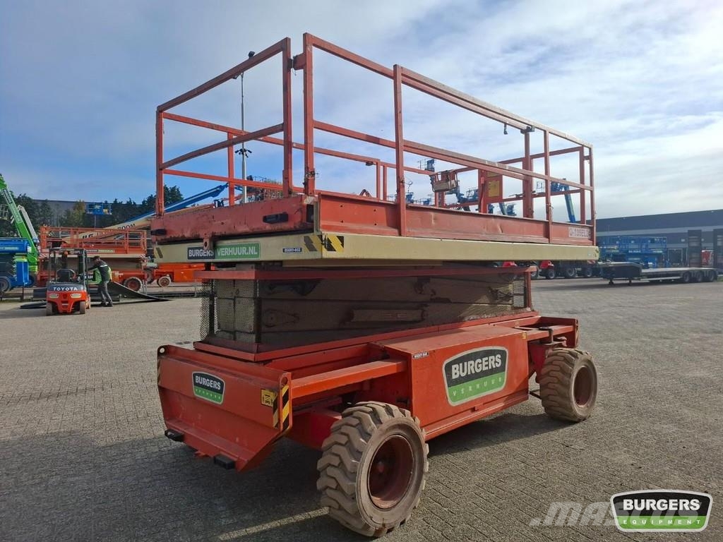 Holland Lift Q-135EL24 Šķerveida pacēlāji