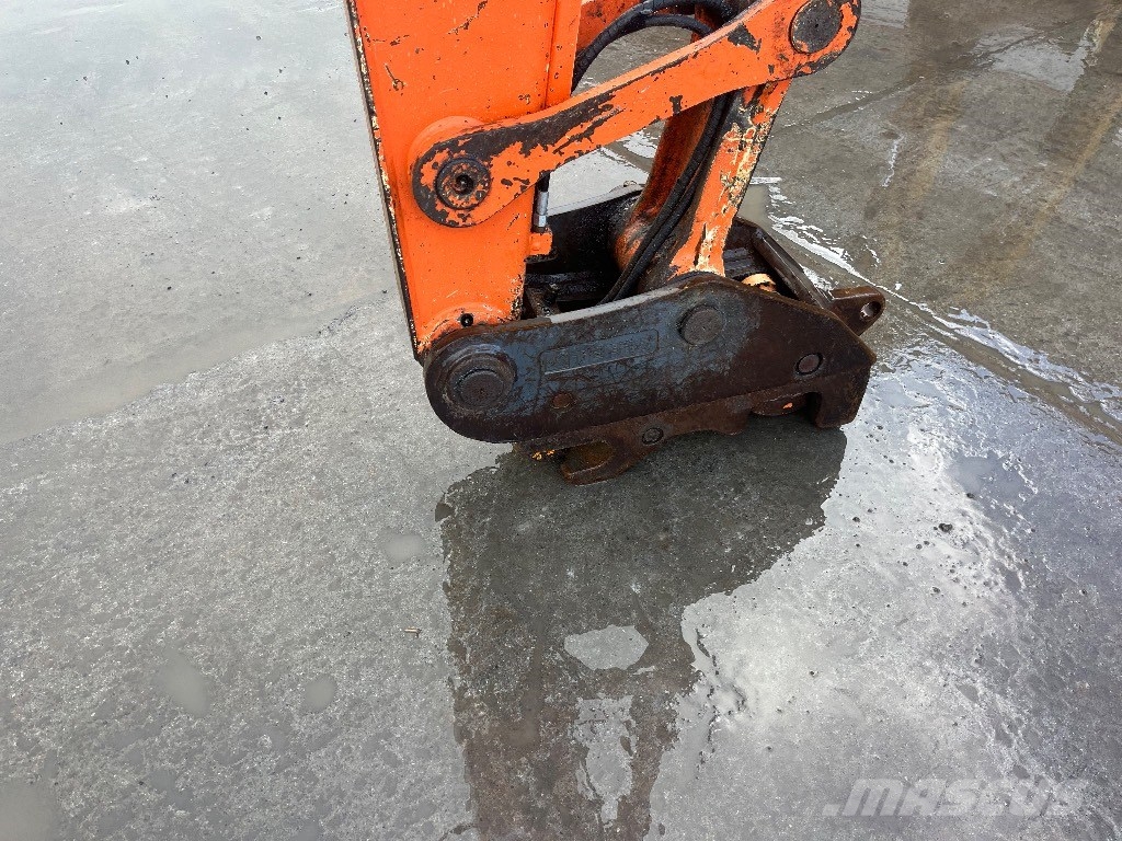 Hitachi ZX 130 LC N-6 Koparki gąsienicowe