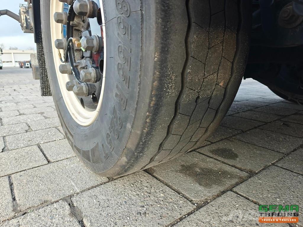 LAG O-3-CC 3 Axles MB - 30FT Tipping Chassis - Rotary نصف مقطورات حاويات