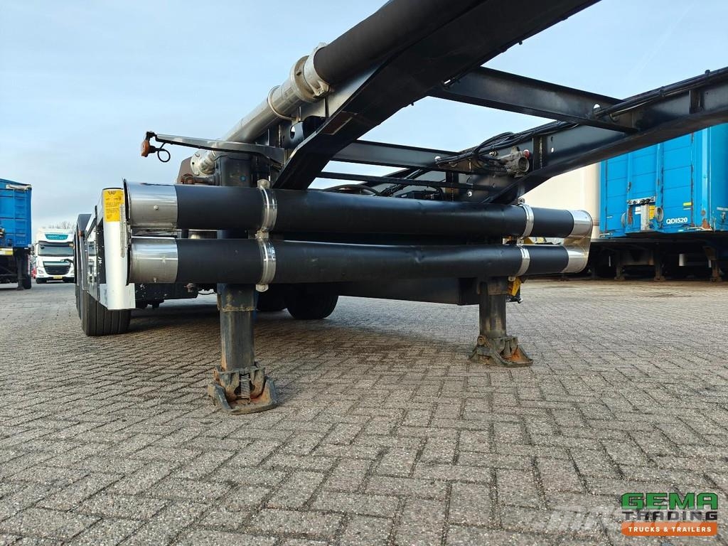 LAG O-3-CC 3 Axles MB - 30FT Tipping Chassis - Rotary نصف مقطورات حاويات