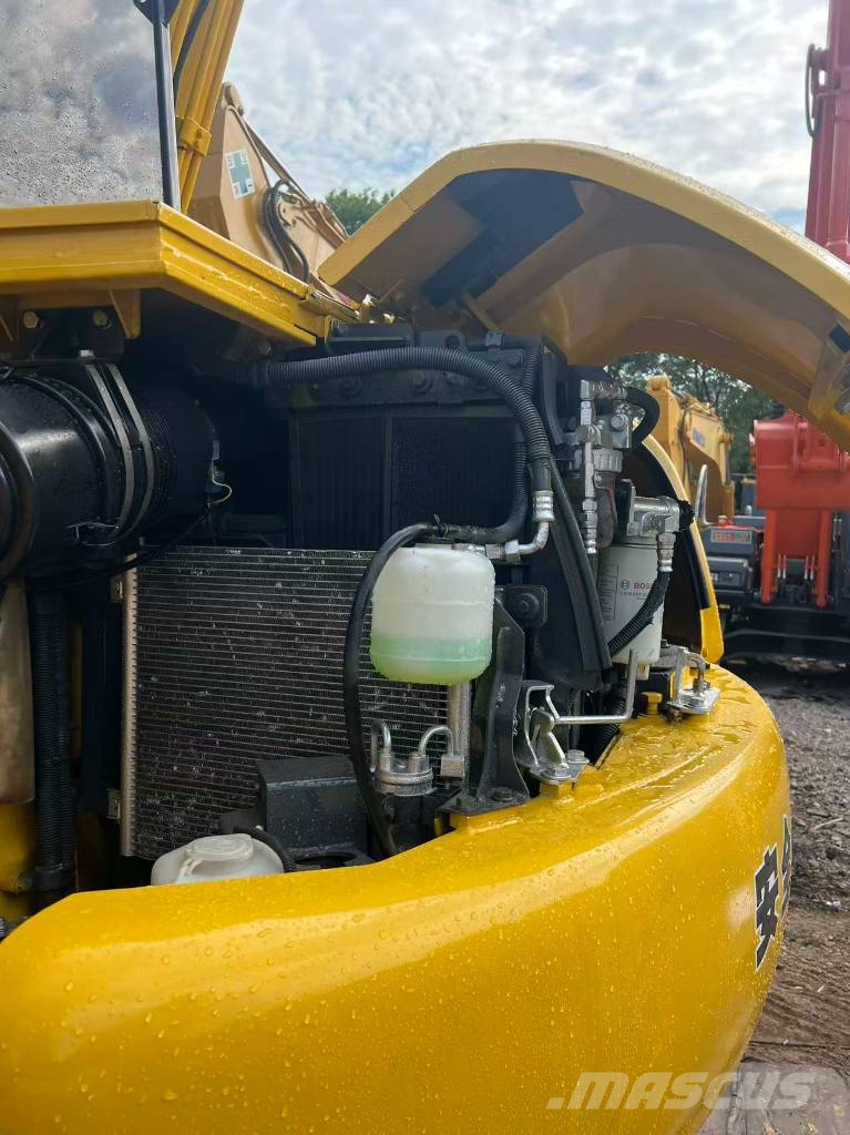 Komatsu PC 70-8 대형 굴삭기 29톤 이상
