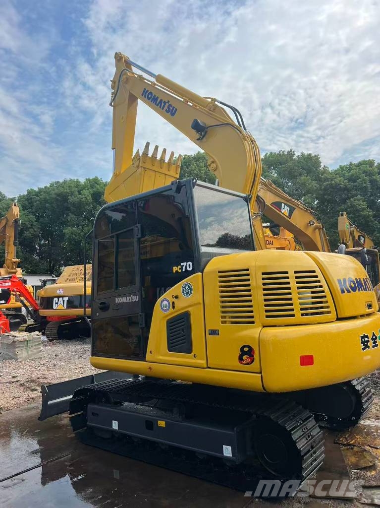 Komatsu PC 70-8 대형 굴삭기 29톤 이상