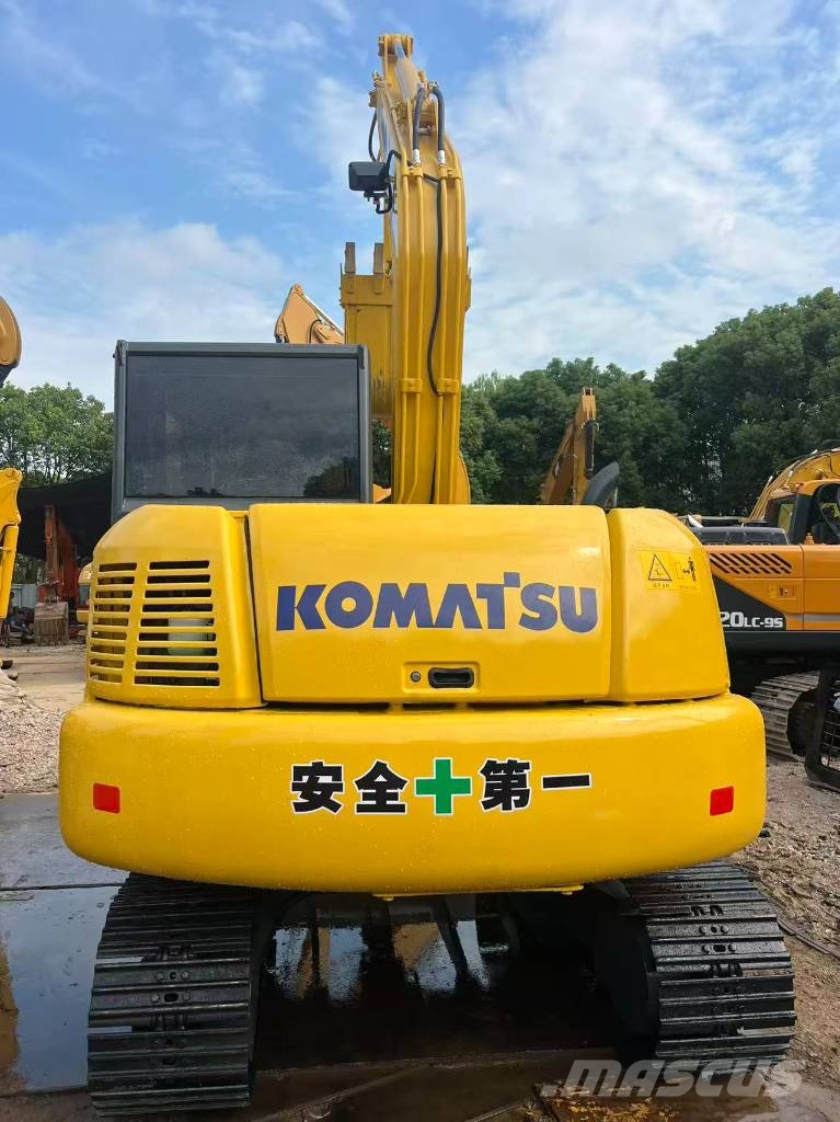 Komatsu PC 70-8 대형 굴삭기 29톤 이상