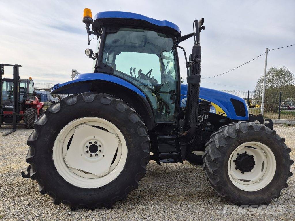 New Holland T6020 Elite الجرارات