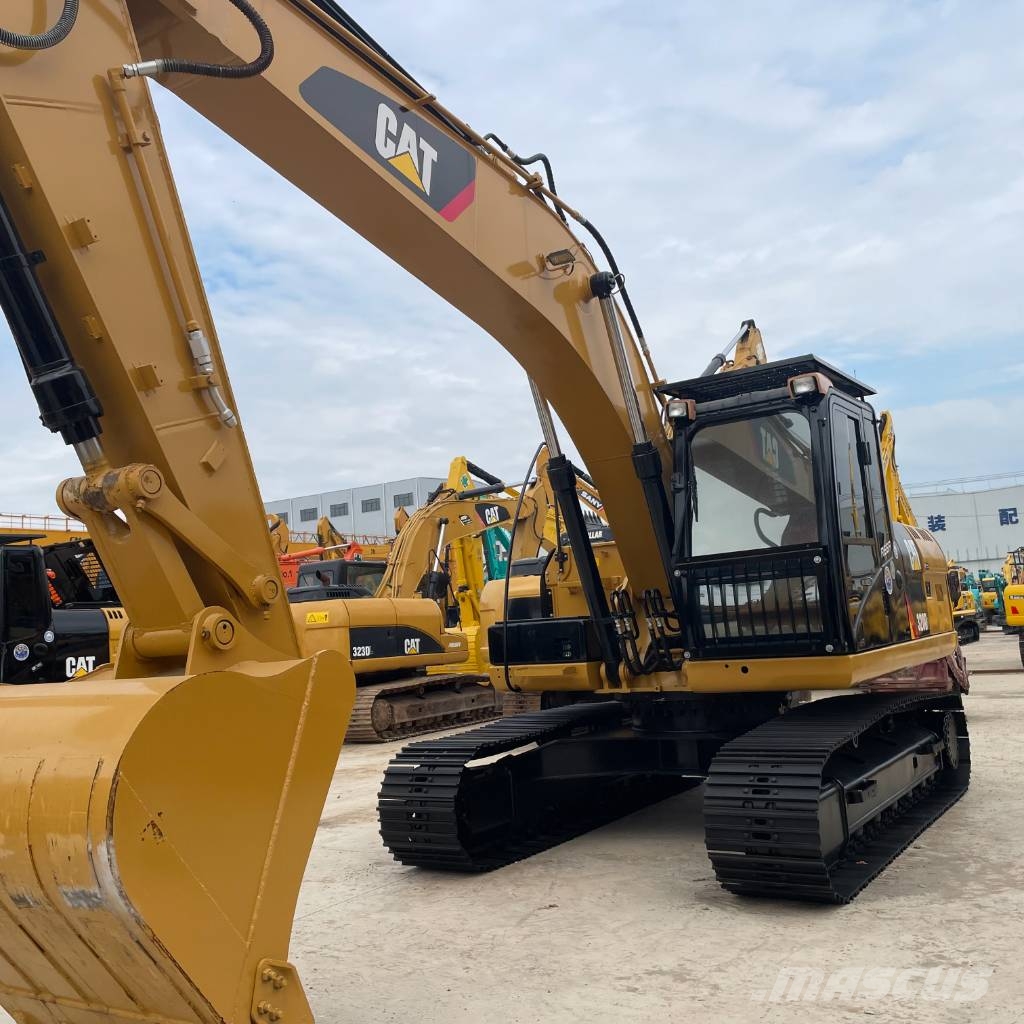 CAT 320D2 대형 굴삭기 29톤 이상