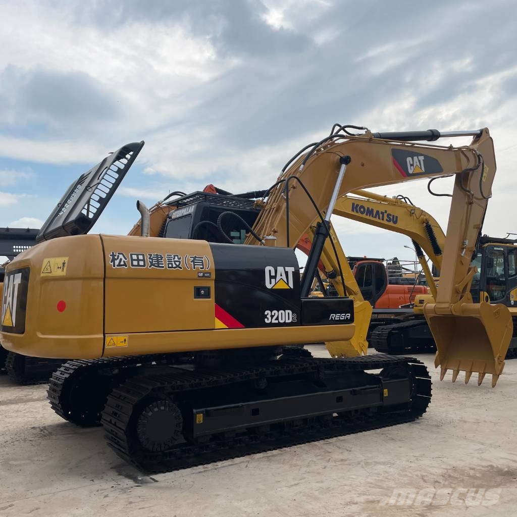 CAT 320D2 대형 굴삭기 29톤 이상