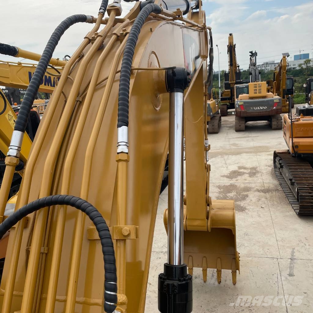 CAT 320D2 대형 굴삭기 29톤 이상