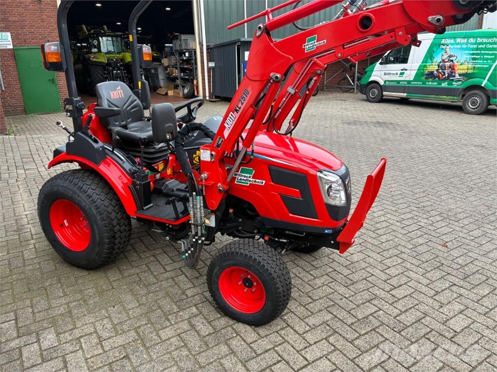 Kioti CX 2510 H Manji traktori