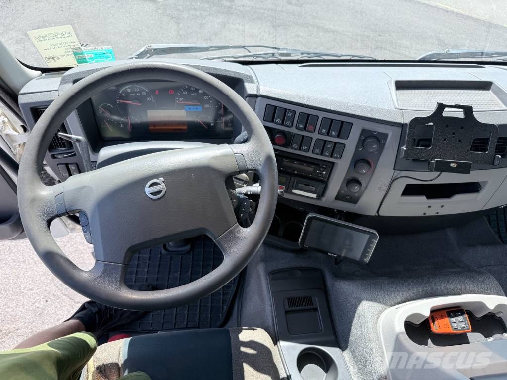 Volvo FE320 6x2*4 Frigoblock FK25SL 9.9 m Frigobox Camiones con temperatura controlada