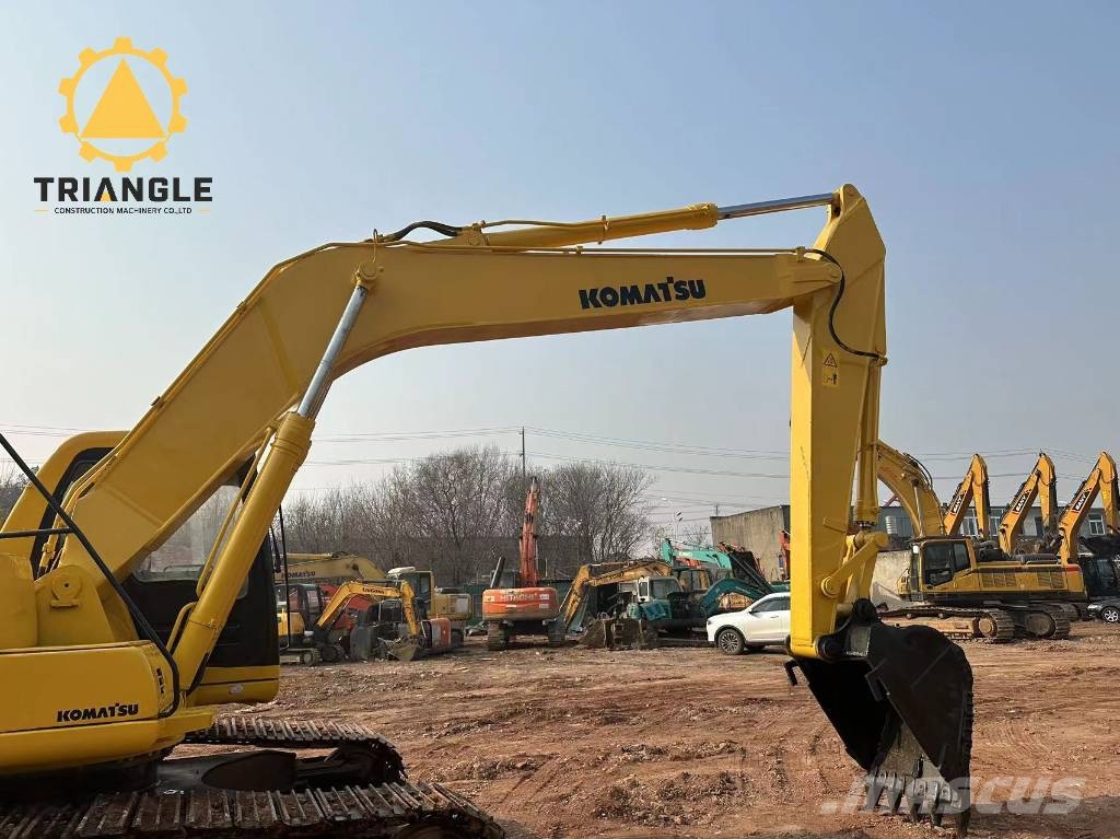 Komatsu PC 220 Kāpurķēžu ekskavatori