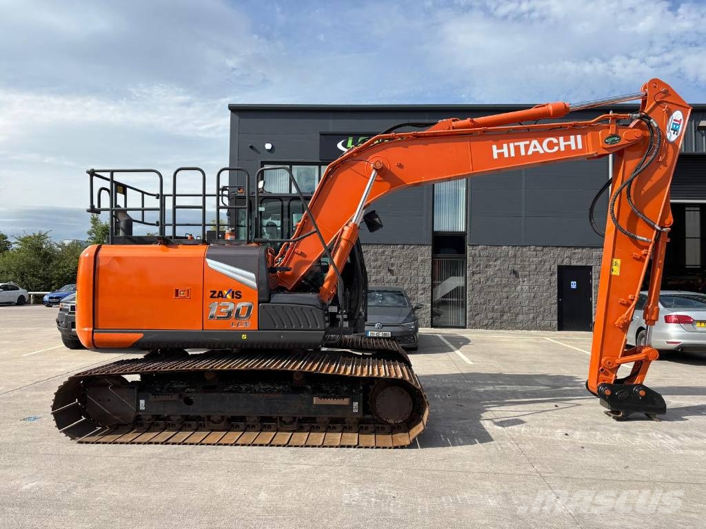 Hitachi ZX 130-7 Bageri gusjeničari