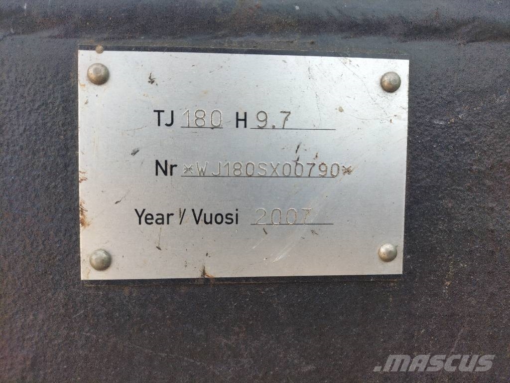 1070 D ECO III Maszyna przeznaczona na części Biçerdöverler