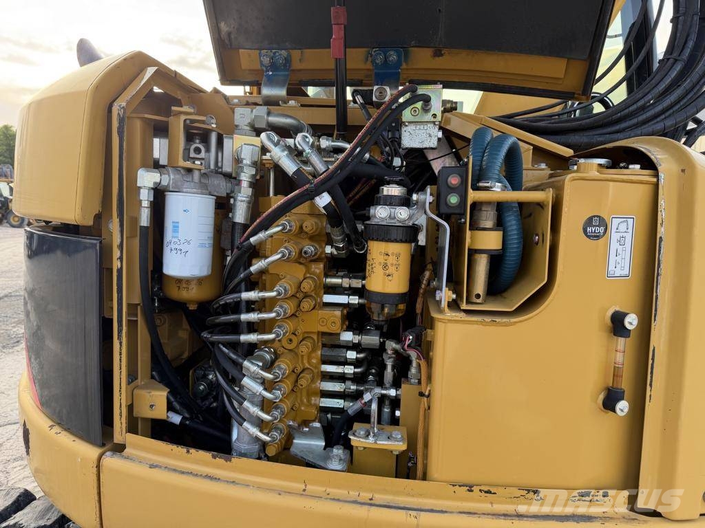 CAT 308 D Mini pelle 7t-12t