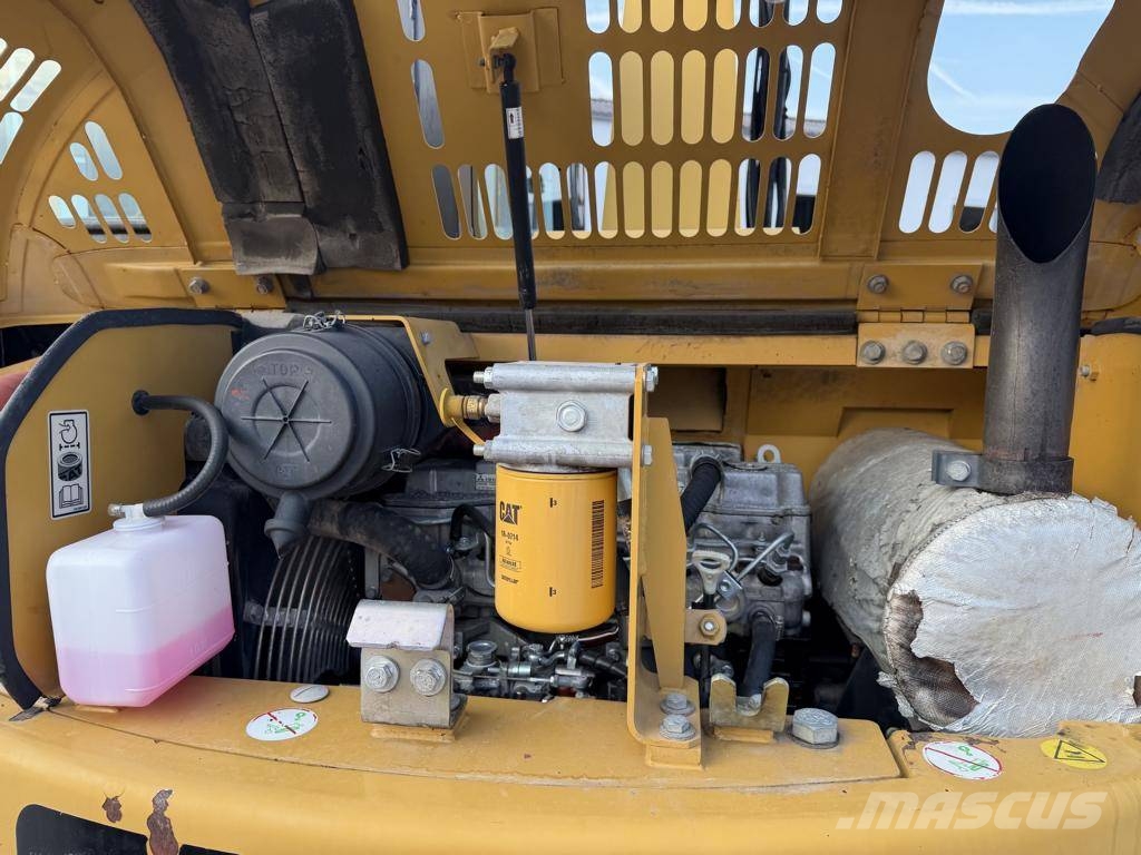 CAT 308 D Mini pelle 7t-12t