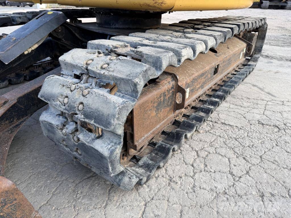 CAT 308 D Mini pelle 7t-12t