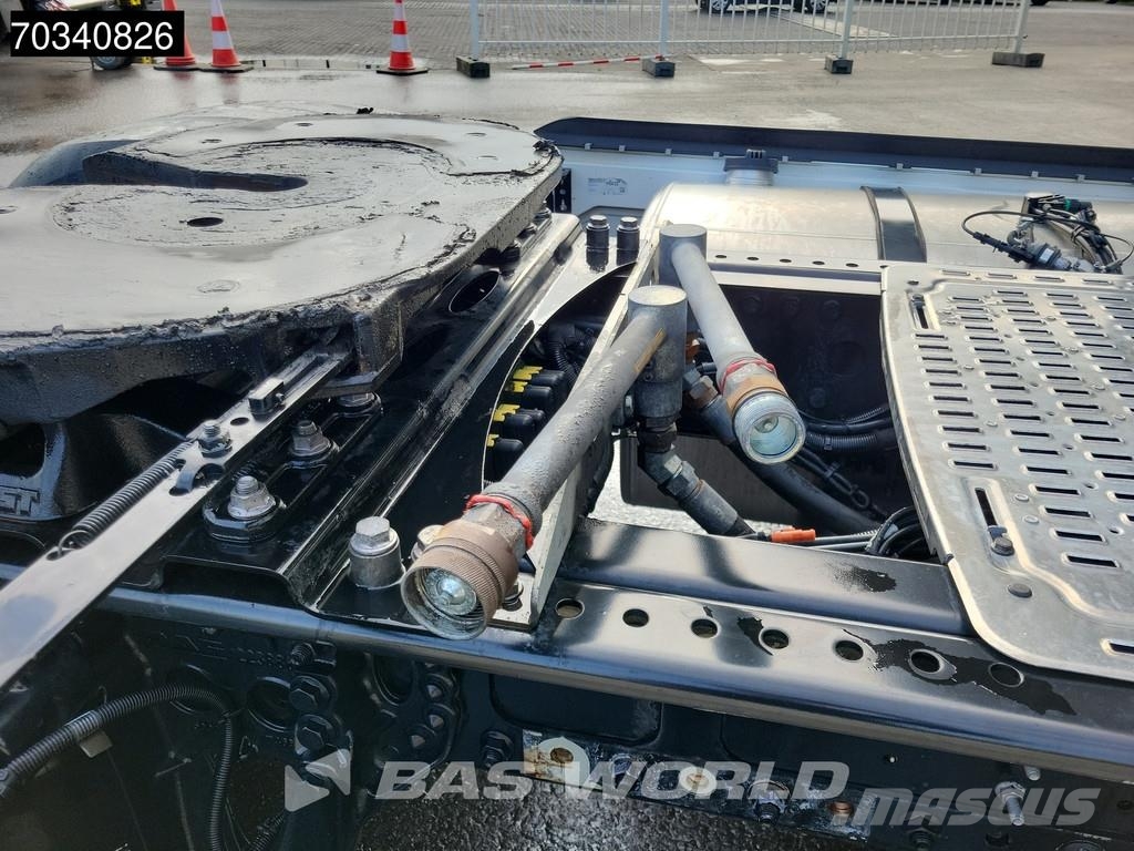 DAF XG+ 530 4X2 Retarder 2xTanks WF-Hydraulik Leder Al Vilcēji