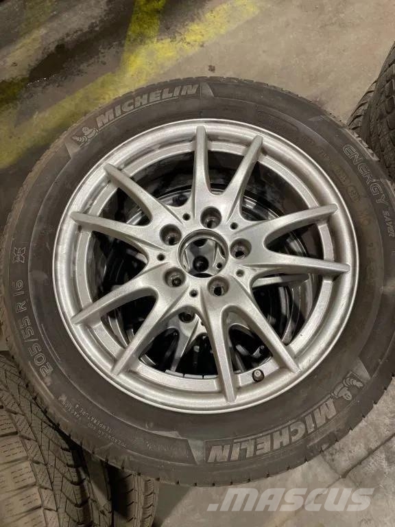 Michelin *205/55 R16 Pneumatiky, kolesá a ráfiky