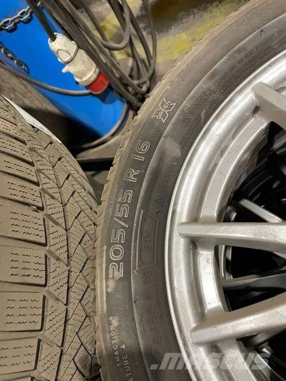 Michelin *205/55 R16 Pneumatiky, kolesá a ráfiky