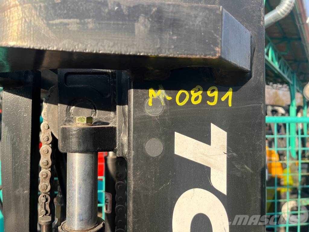 TCM FG25T3 V-4039 OB Gāzes autoiekrāvēji (LPG)