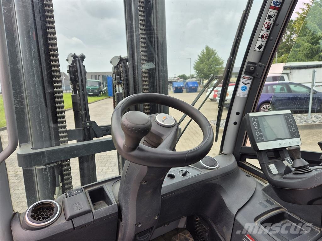 Still RX60-50/600 Electric forklifts