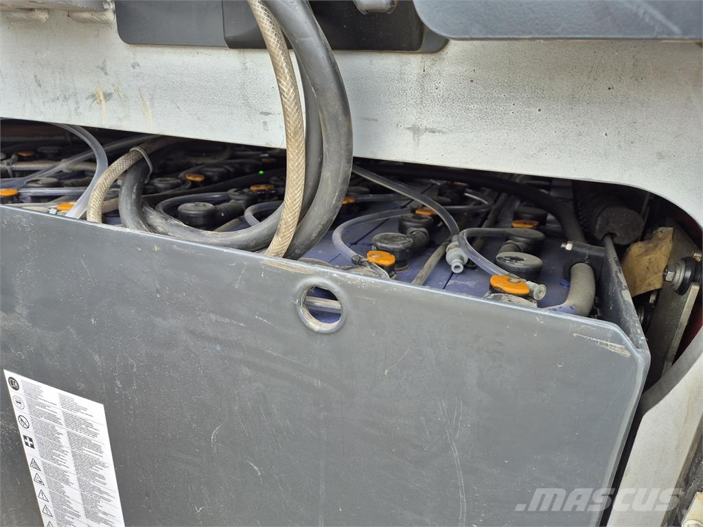 Still RX60-50/600 Electric forklifts