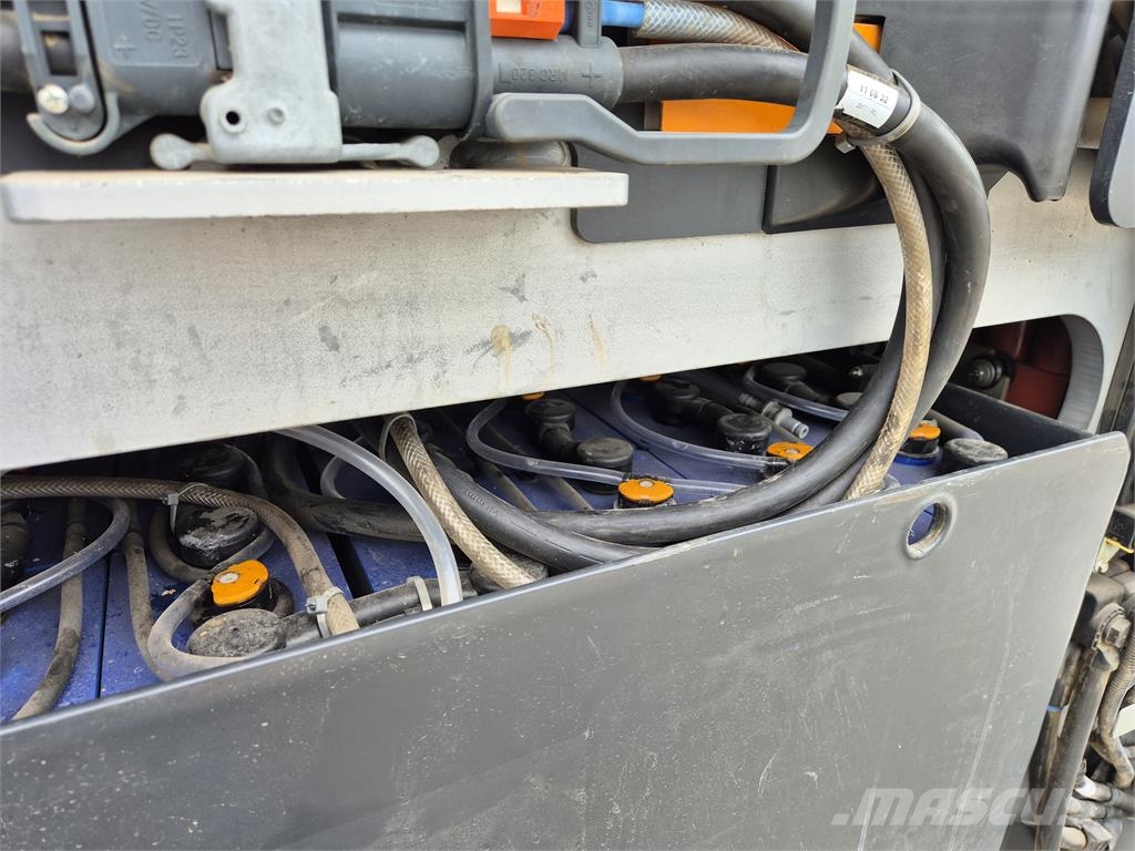Still RX60-50/600 Electric forklifts