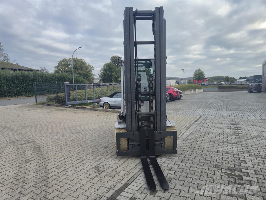 Still RX60-50/600 Електрически вилични кари-повдигачи
