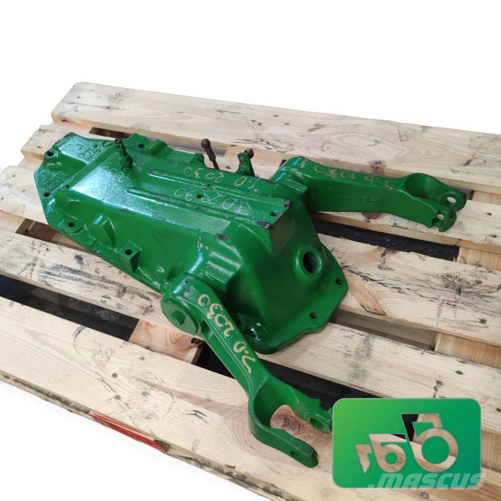 John Deere 2130 Rear linkage L31272 L32061 AL31424 底盘和悬架