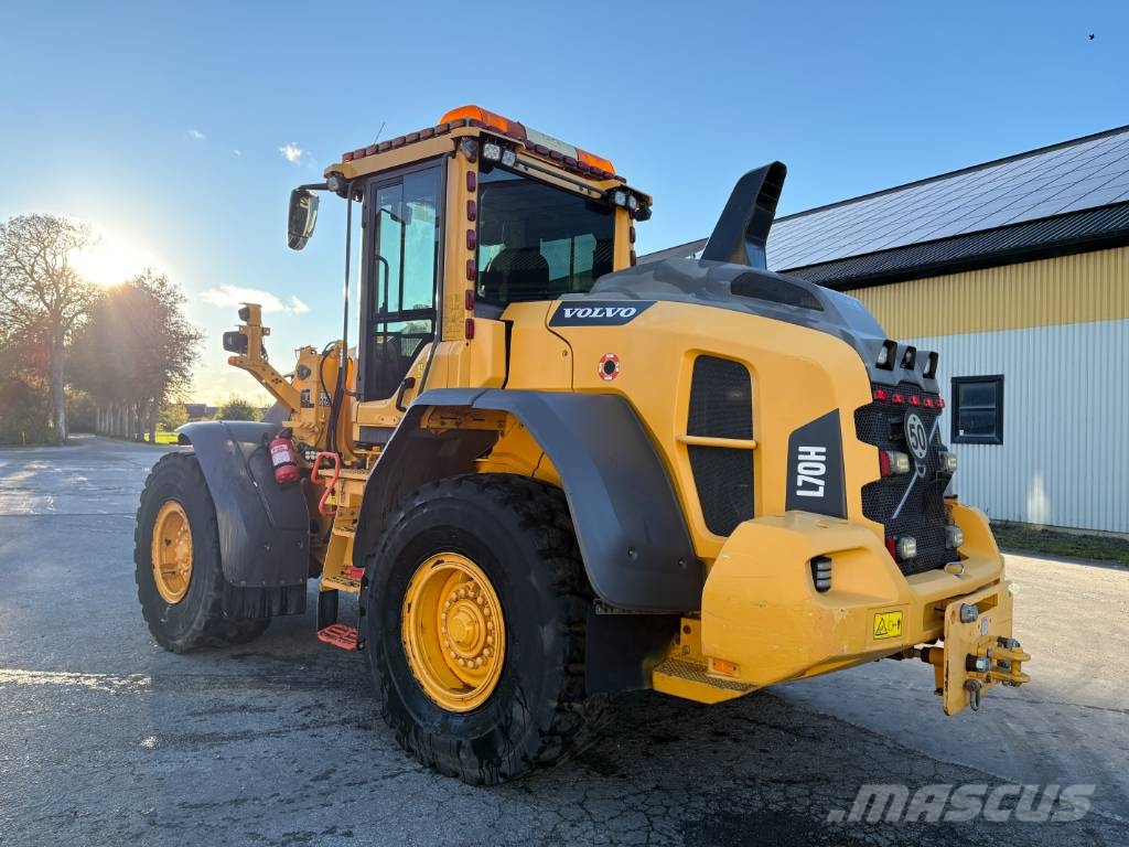Volvo L70H lastmaskin, svensksåld, skevfäste Kolové nakladače
