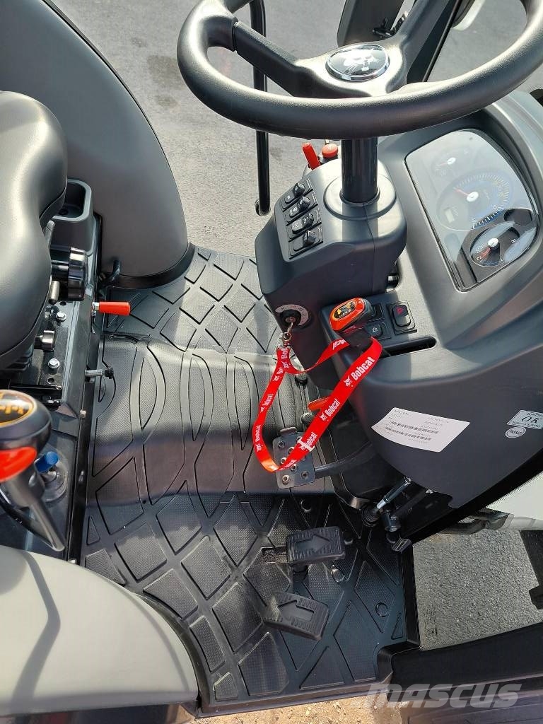 Bobcat TC 2540 Traktorok