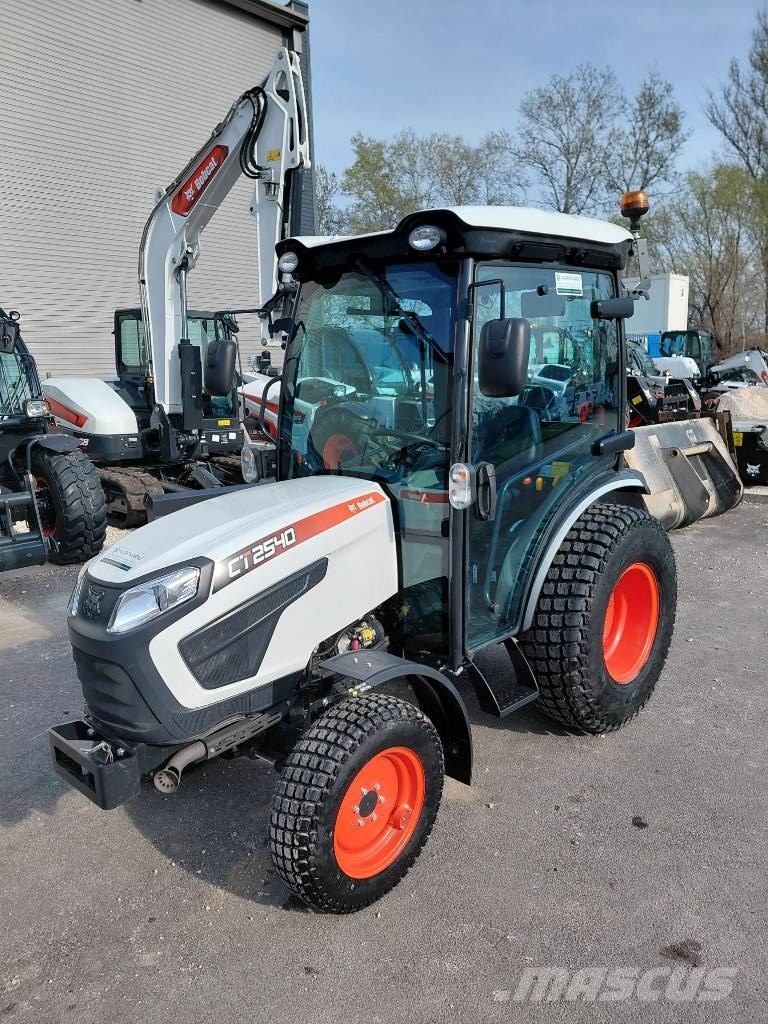 Bobcat TC 2540 Traktorok