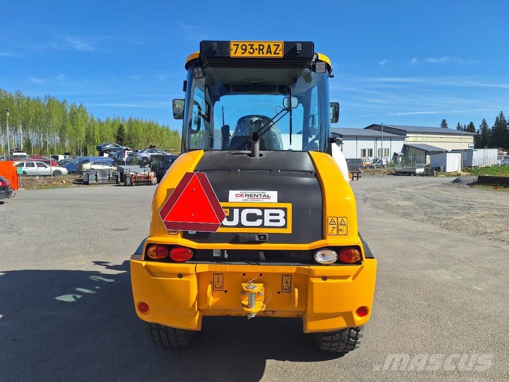 JCB 409 SV لوادر بعجل