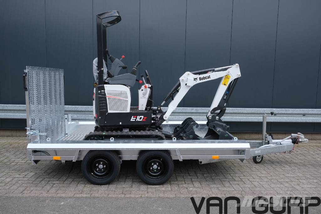 Bobcat E 10z | Inclusief machinetransporter Mini ekskavatori < 7 t