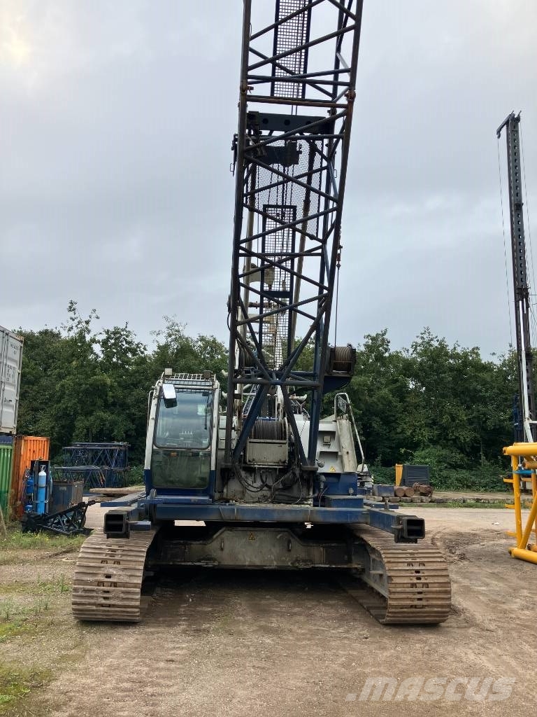 Kobelco BM500 Tela-alustaiset nosturit