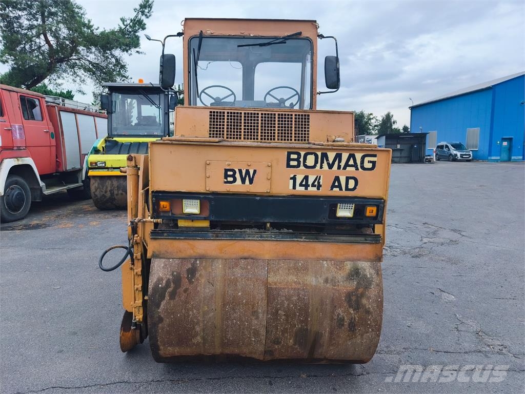Bomag BW 144 AD Sonstige Baumaschinen