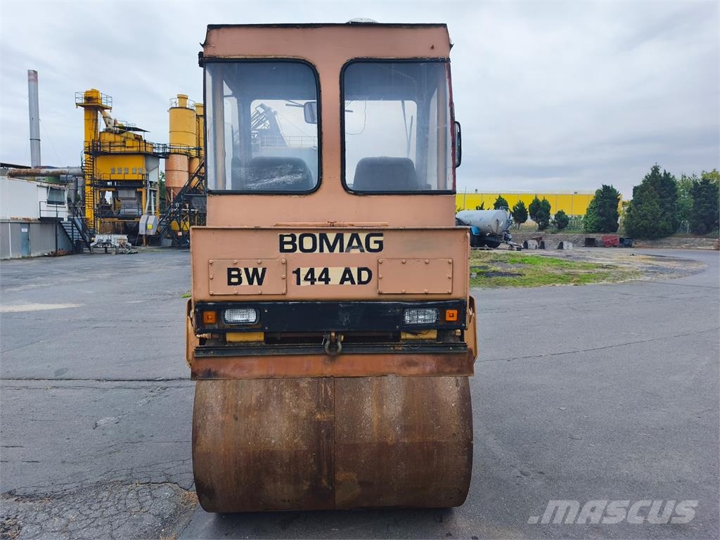 Bomag BW 144 AD Sonstige Baumaschinen