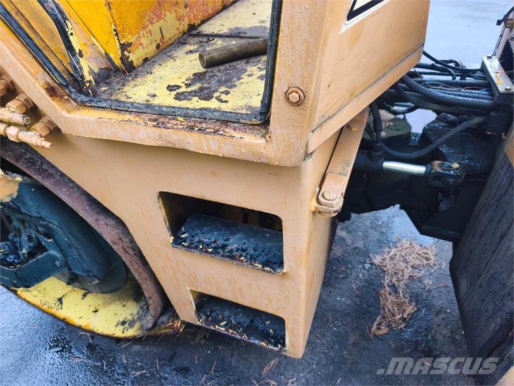 Bomag BW 144 AD Sonstige Baumaschinen