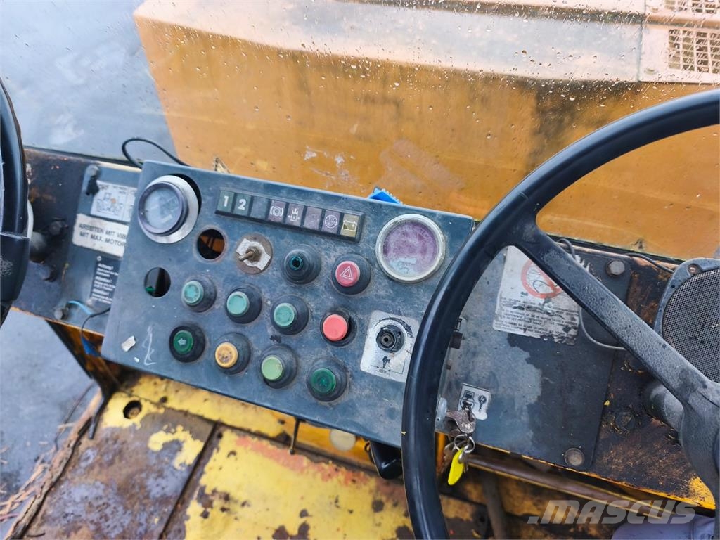 Bomag BW 144 AD Sonstige Baumaschinen